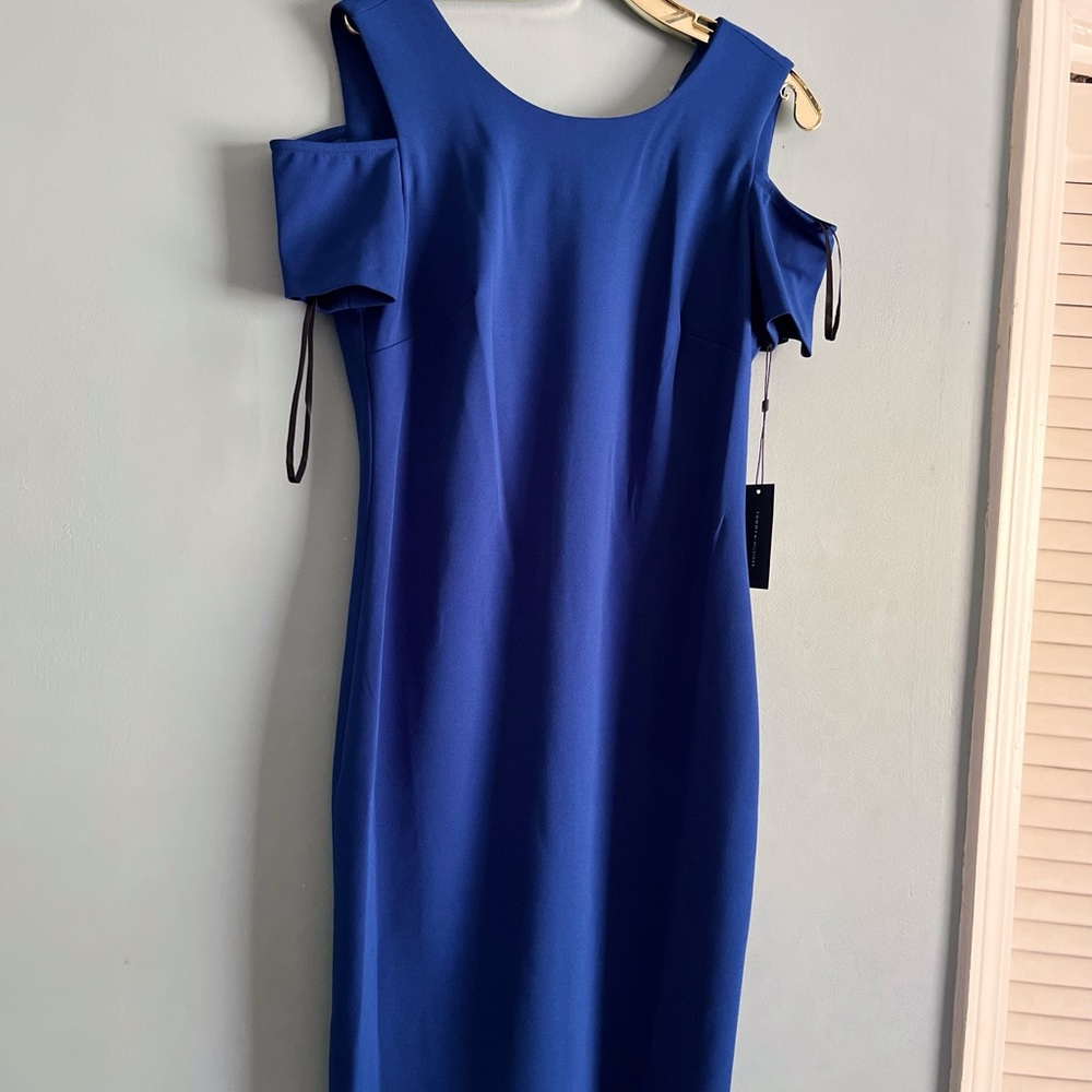SELLING TOMMY HILFIGER DRESS FOR WOMEN SIZE 8 COLOR ROYAL BLUE BNWT
